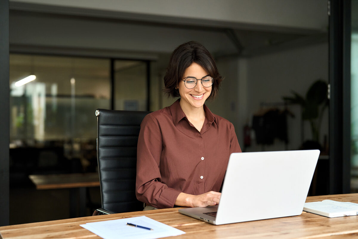 Smart Law Firms Don’t Just Use AI—They Customize It